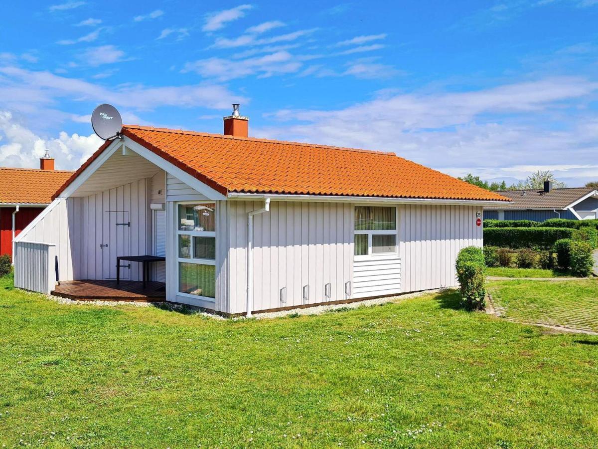 Two-Bedroom Holiday Home In Gromitz 2 Exterior photo